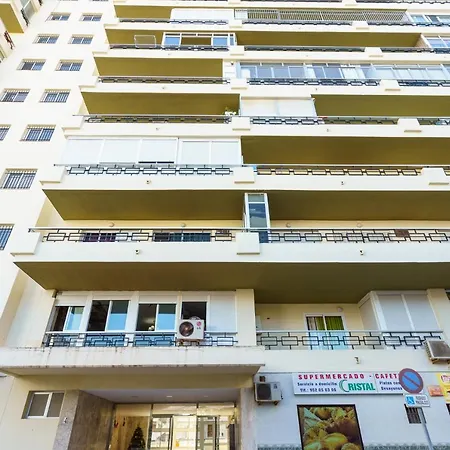 Malagasuite Carihuela Seaview *