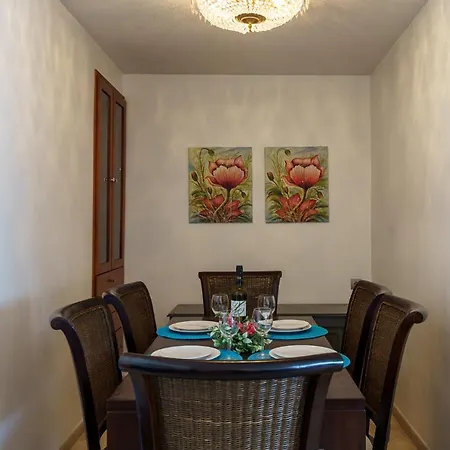 Malagasuite Carihuela Seaview Apartment Torremolinos