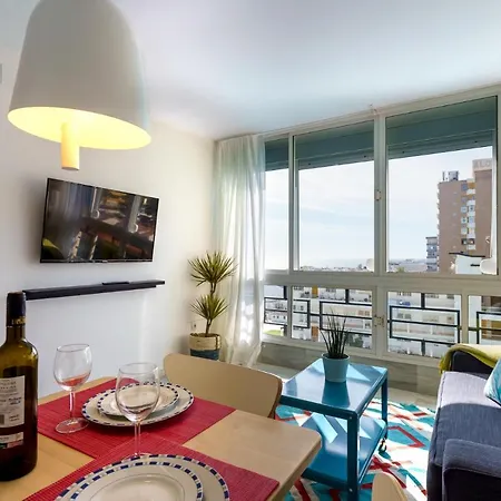 Malagasuite Carihuela Seaview Torremolinos