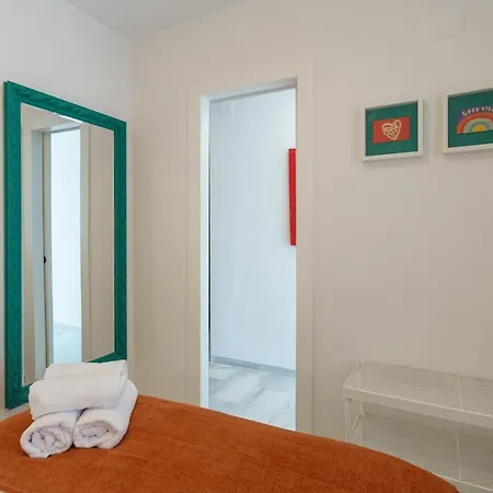 Malagasuite Carihuela Seaview *