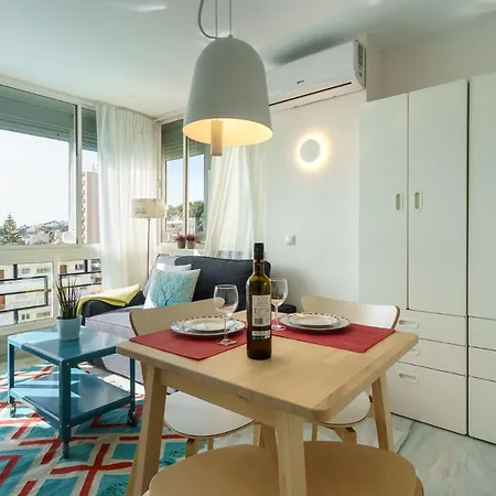 Malagasuite Carihuela Seaview Apartment Torremolinos